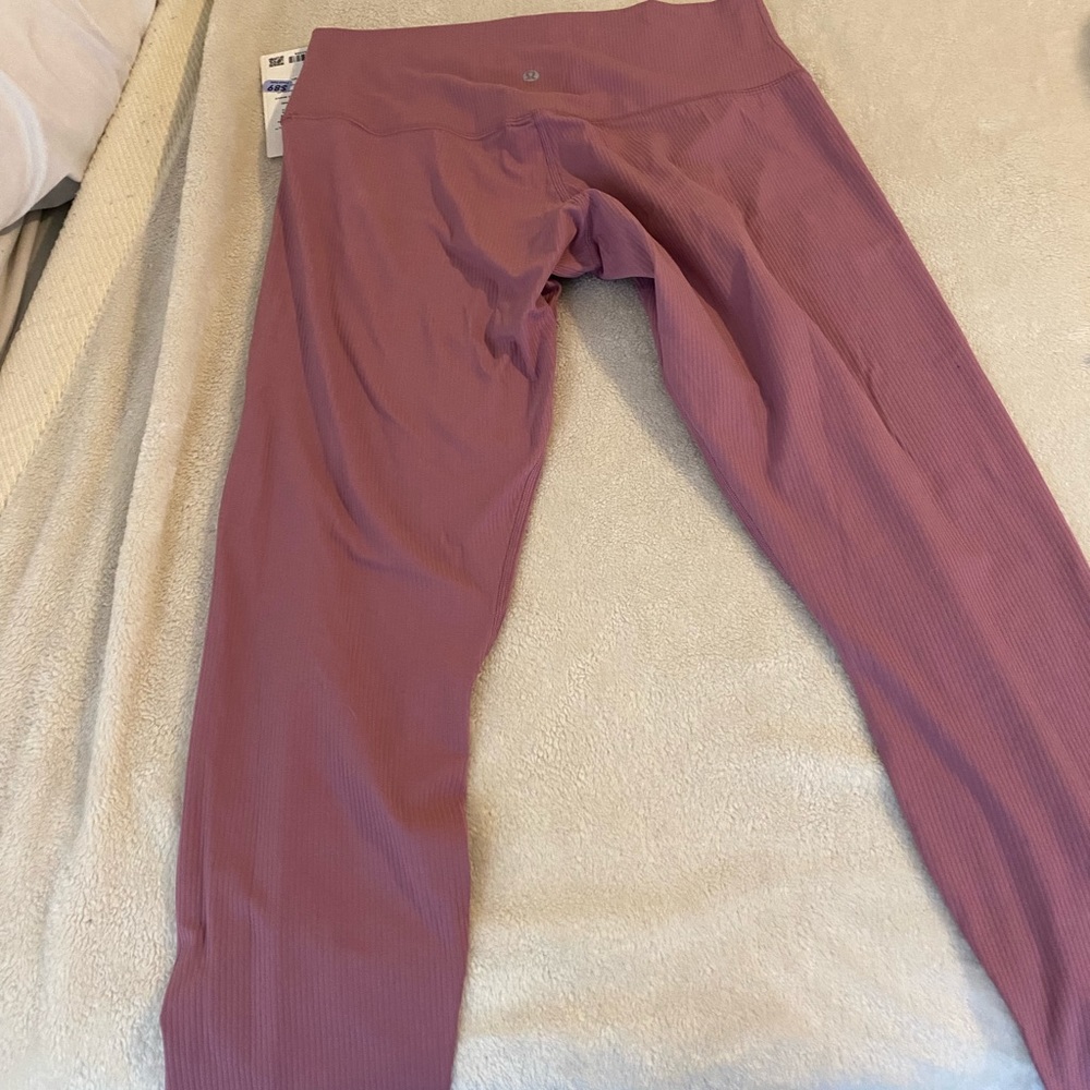 NWT Lululemon Ribbed high Rise Align Pants 25” in Velvet Dust